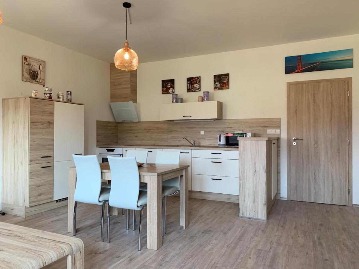 Apartman Monny Frymburk Exterior photo